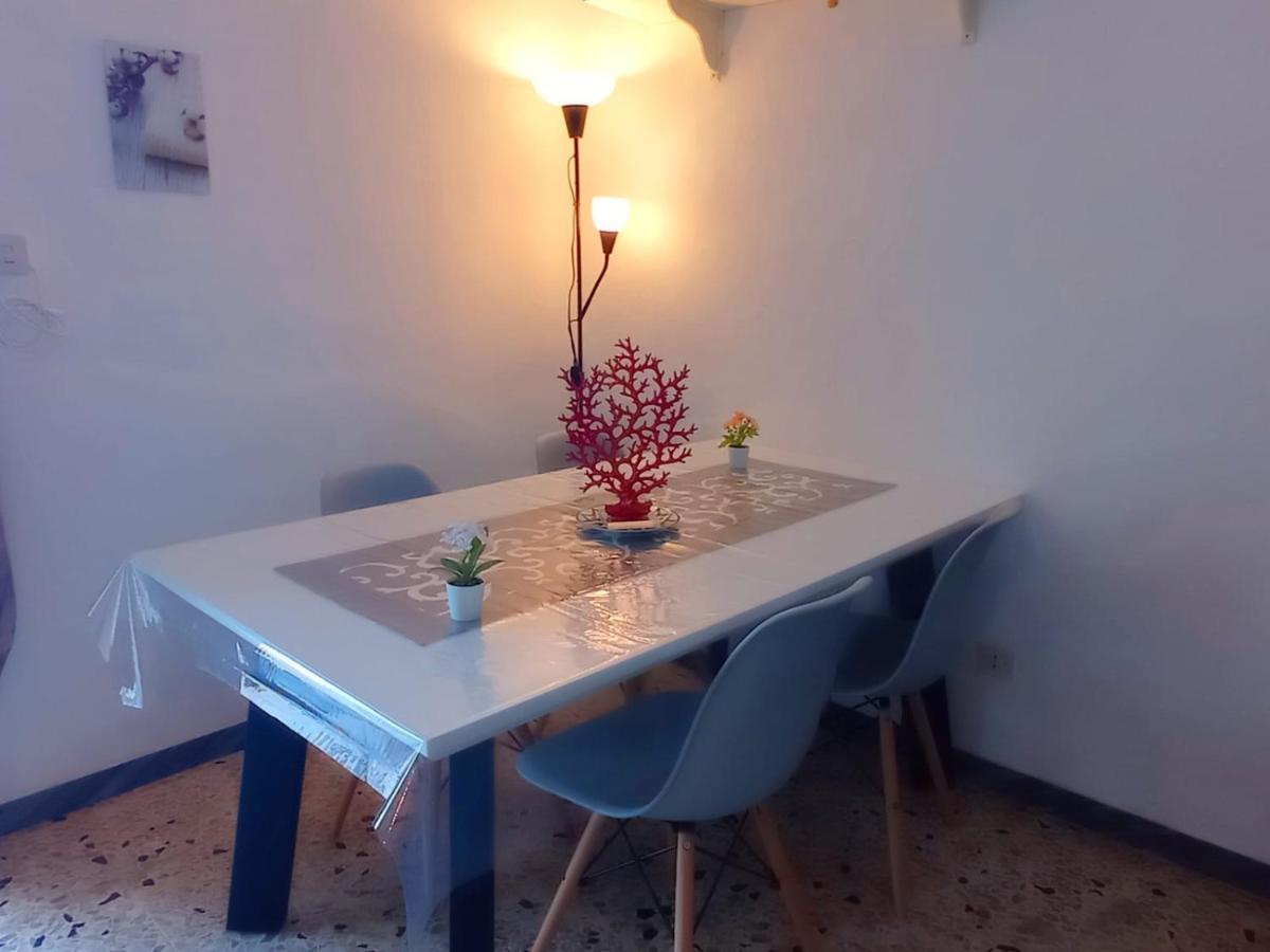 The Quiet House Villa Ponza Exterior photo